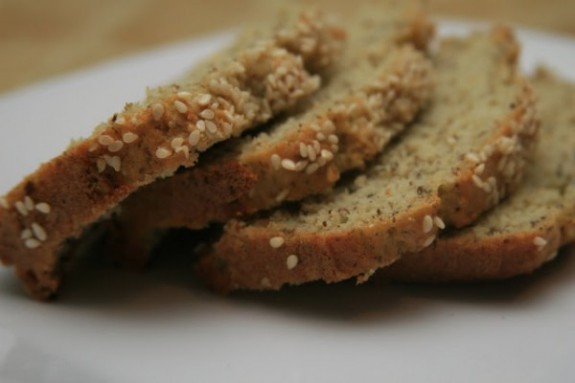 Life-As-A-Plate-Best-Grain-Free-Sandwich-Bread-600x400